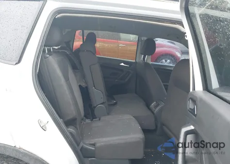 2018 Volkswagen Tiguan 2.0T S z USA, uszkodzony, nr VIN 3VV1B7AX0JM041120